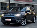 2013 Mitsubishi Outlander III, серый - вид 1