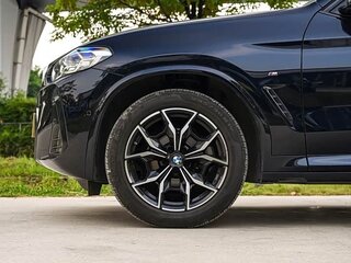 2022 BMW X4 25i II (G02) Рестайлинг, чёрный, 5430000 рублей, вид 4