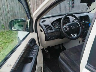 2011 Dodge Caravan Grand V, белый, 850000 рублей, вид 5