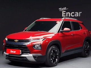 2023 Chevrolet TrailBlazer III, красный, 1172000 рублей, вид 1