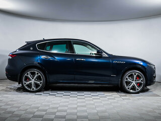 2021 Maserati Levante Diesel I Рестайлинг, синий, 7390000 рублей, вид 4