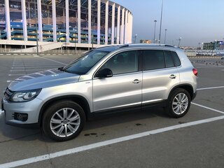 2013 Volkswagen Tiguan I Рестайлинг, серый, 1400000 рублей, вид 2