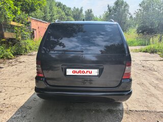 1999 Mercedes-Benz M-Класс 320 I (W163), чёрный, 700000 рублей, вид 4