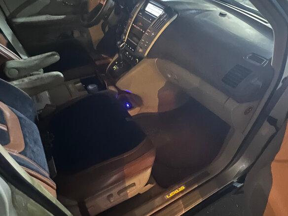 2006 Lexus RX 350 II Рестайлинг, бежевый, 1100000 рублей - вид 2