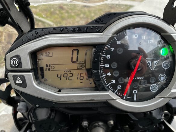 2015 Triumph Tiger 800, красный, 765000 рублей - вид 14