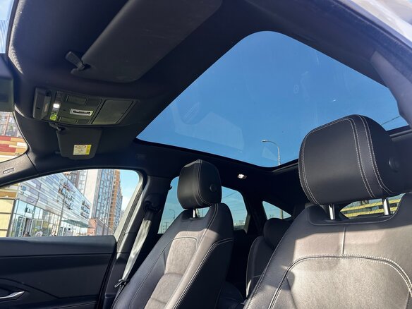 2017 Jaguar E-Pace I, белый, 3000000 рублей - вид 16