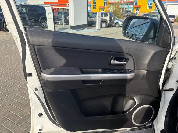2014 Suzuki Grand Vitara II Рестайлинг 2, белый, 1350000 рублей - вид 14