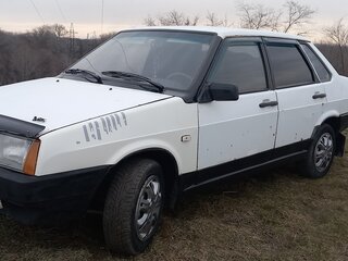 2000 Lada (ВАЗ) 21099, белый, 130000 рублей, вид 1