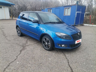 2014 Skoda Fabia II Рестайлинг, синий, 750000 рублей, вид 1