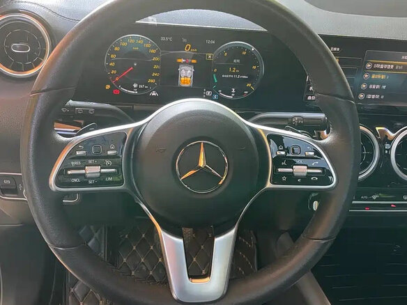 2023 Mercedes-Benz GLA 180 II (H247), белый, 1980099 рублей - вид 7