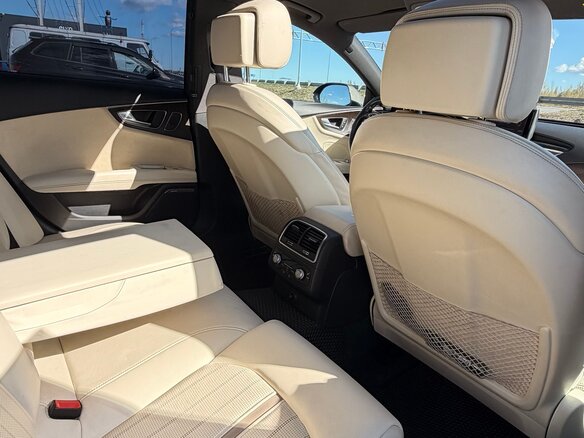 2015 Audi A7 I (4G) Рестайлинг, серый, 3200000 рублей - вид 7