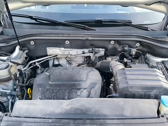 2021 Volkswagen Teramont I Рестайлинг (China Market), серебристый, 4800000 рублей - вид 19