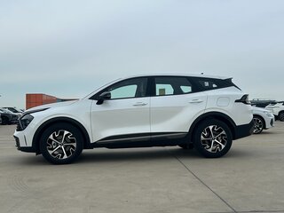 2025 Kia Sportage V, белый, 3945000 рублей, вид 2