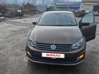 2018 Volkswagen Polo V Рестайлинг, коричневый, 1200000 рублей, вид 1