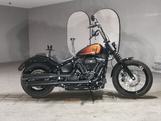 2021 Harley-Davidson Street Bob, чёрный, 1496000 рублей, вид 1
