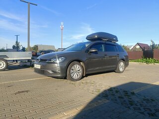 2017 Volkswagen Golf VII Рестайлинг, серый, 1300000 рублей, вид 1