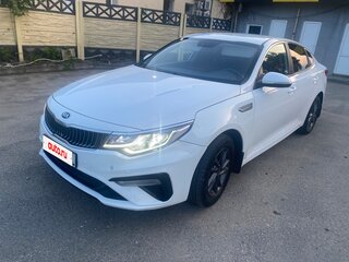 2019 Kia Optima IV Рестайлинг, белый, 1290000 рублей, вид 2