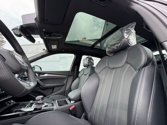 2025 Audi Q5 L 45 TFSI II (FY) Рестайлинг, чёрный - вид 2