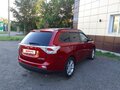 2013 Mitsubishi Outlander III, красный - вид 5