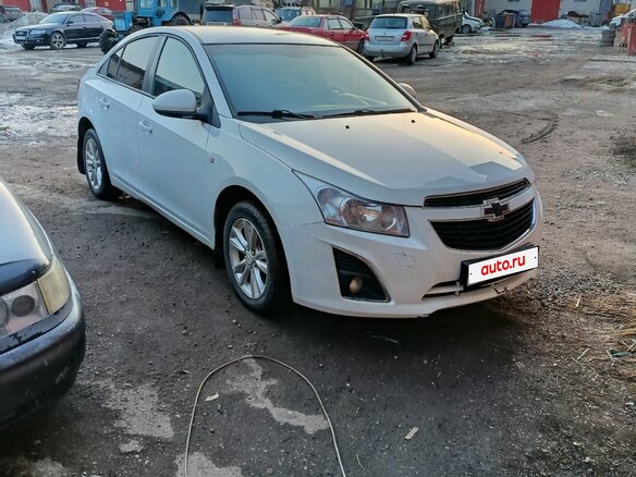 2013 Chevrolet Cruze I Рестайлинг, белый, 615000 рублей - вид 2