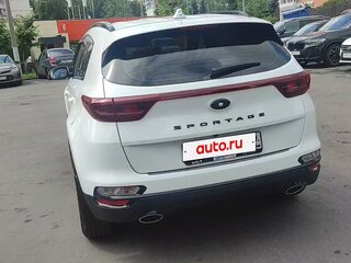 2021 Kia Sportage IV Рестайлинг, белый, 2890000 рублей, вид 3