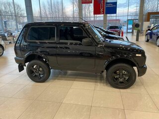 2026 Lada (ВАЗ) Niva Legend I Рестайлинг, чёрный, 1351350 рублей, вид 3