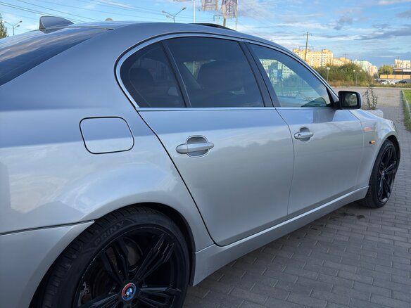 2008 BMW 5 серии 528i V (E60/E61) Рестайлинг, серый - вид 13