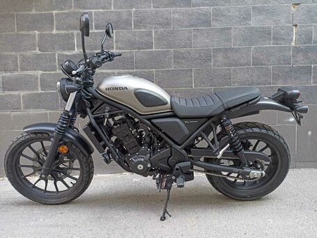 2023 Honda CL 300, серый, 699900 рублей, вид 2