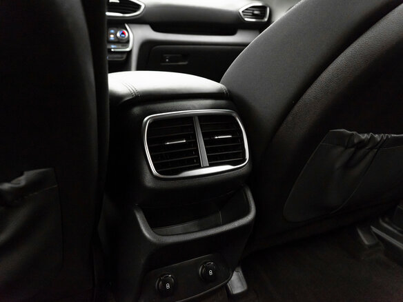 2019 Hyundai Santa Fe IV, серый, 2840000 рублей - вид 20