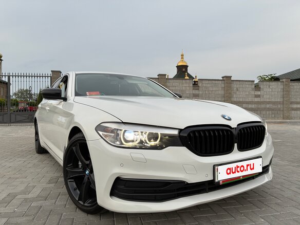 2018 BMW 5 серии 520d VII (G30/G31/G38), белый, 1800000 рублей - вид 4