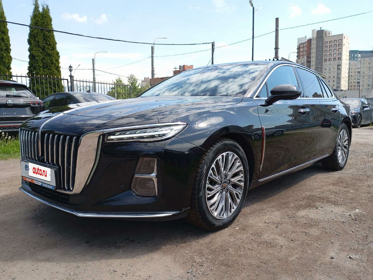 АВТОДОМ представил обновленный бизнес-седан Hongqi H5