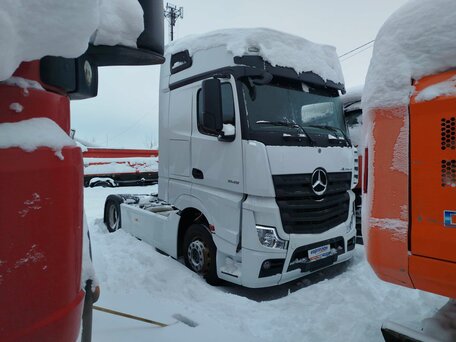 2020 Mercedes-Benz Actros, белый, 4380000 рублей, вид 2