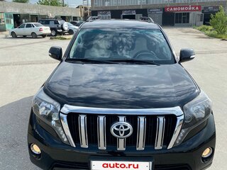 2015 Toyota Land Cruiser Prado 4-speed 150 Series Рестайлинг 1, чёрный, 2700000 рублей, вид 2