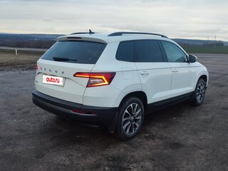 2021 Skoda Karoq I, белый, 2000000 рублей, вид 3