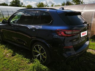 2020 BMW X5 M50d IV (G05/G18), синий, 7099000 рублей, вид 5