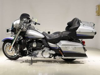 2008 Harley-Davidson CVO Limited, серебристый, 870000 рублей, вид 1