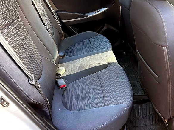 2014 Hyundai Solaris I Рестайлинг, бежевый, 859000 рублей - вид 16