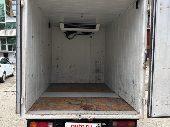 2008 Hyundai Porter, белый, 1000000 рублей - вид 5