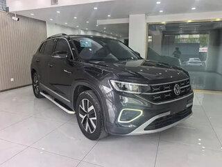 2023 Volkswagen Tayron I Рестайлинг, чёрный, 2100000 рублей, вид 2