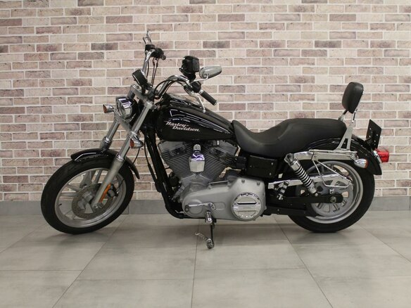2008 Harley-Davidson Dyna Super Glide, чёрный, 812000 рублей - вид 4