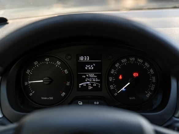 2014 Skoda Rapid I, белый - вид 4