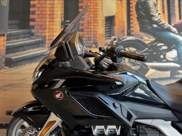 2018 Honda GL 1800 Gold Wing, чёрный, 2490000 рублей - вид 6