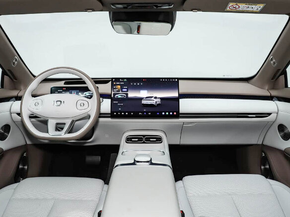 2026 Changan Qiyuan A06 28.39 kWh, серебристый, 2950000 рублей - вид 30