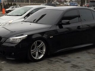 2004 BMW 5 серии 520i V (E60/E61), чёрный, 1100000 рублей, вид 4