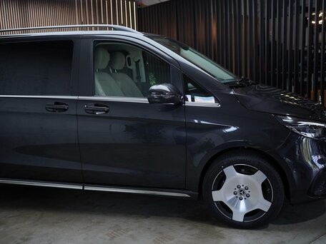 2026 Mercedes-Benz V-Класс Extra Long 300 d экстра длинный III (W447) Рестайлинг 2, чёрный, 13750500 рублей, вид 4
