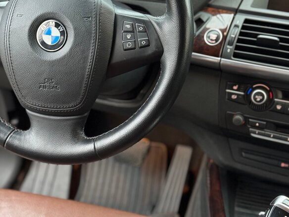 2010 BMW X5 35i II (E70) Рестайлинг, чёрный, 1700000 рублей - вид 21