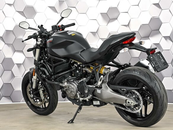2019 Ducati Monster 821, чёрный, 769000 рублей - вид 7