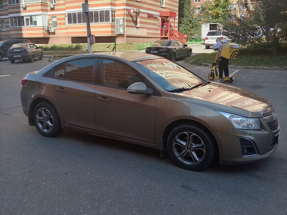 2014 Chevrolet Cruze I Рестайлинг, бежевый, 930000 рублей - вид 2