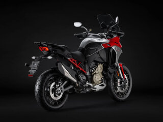 2026 Ducati Multistrada V4, красный, 3650000 рублей, вид 2