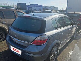 2007 Opel Astra H Рестайлинг, серебристый, 250000 рублей, вид 3